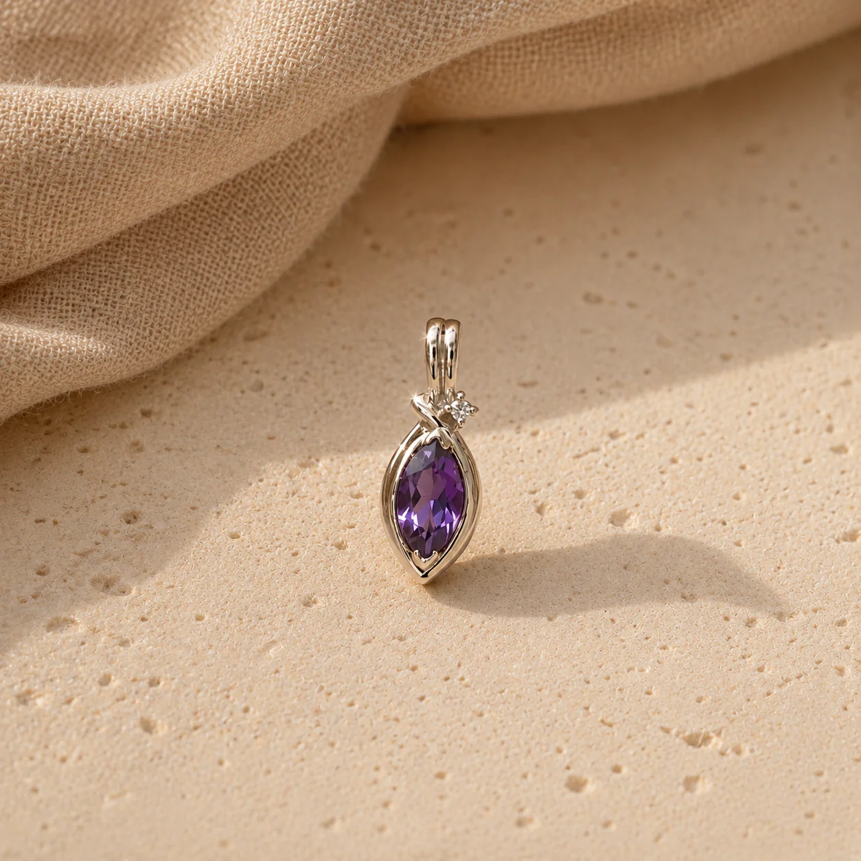 Amethyst Mist Charm - Image 3
