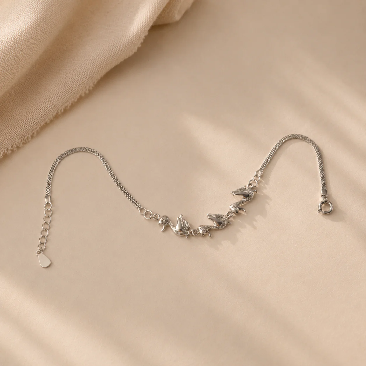 Arch Chain Bracelet - Image 2