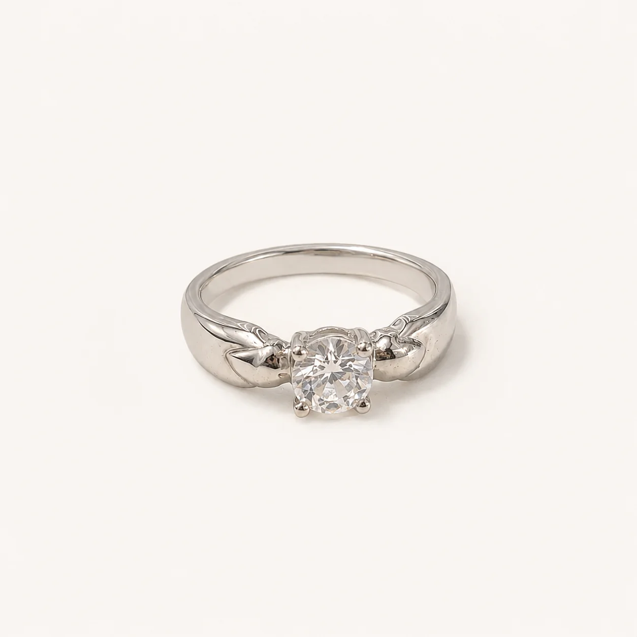 Aurielle Knot Solitaire Ring - Image 3