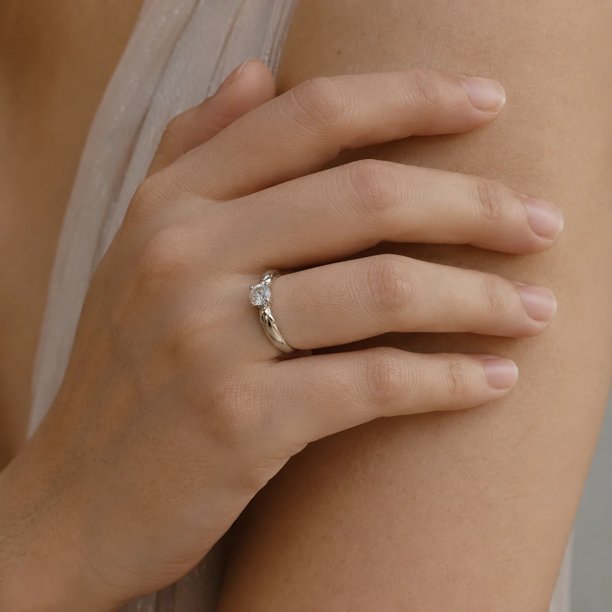 Aurielle Knot Solitaire Ring - Image 4
