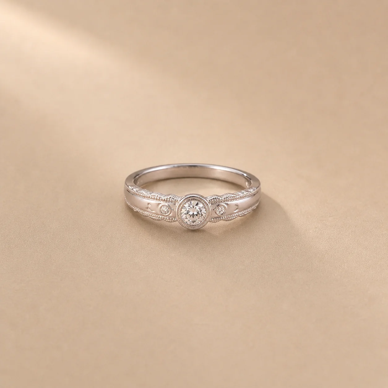 Celeste Halo Vintage Ring - Image 2