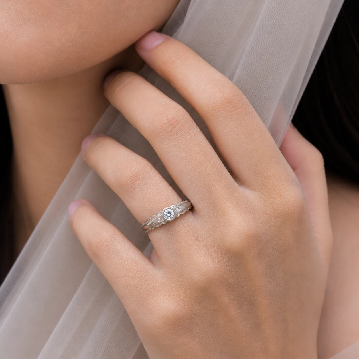 Celeste Halo Vintage Ring - Image 5
