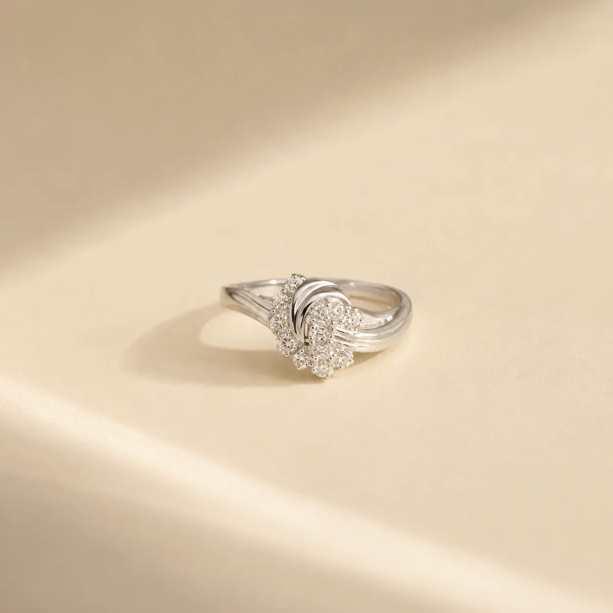 Celestia Halo Knot Ring