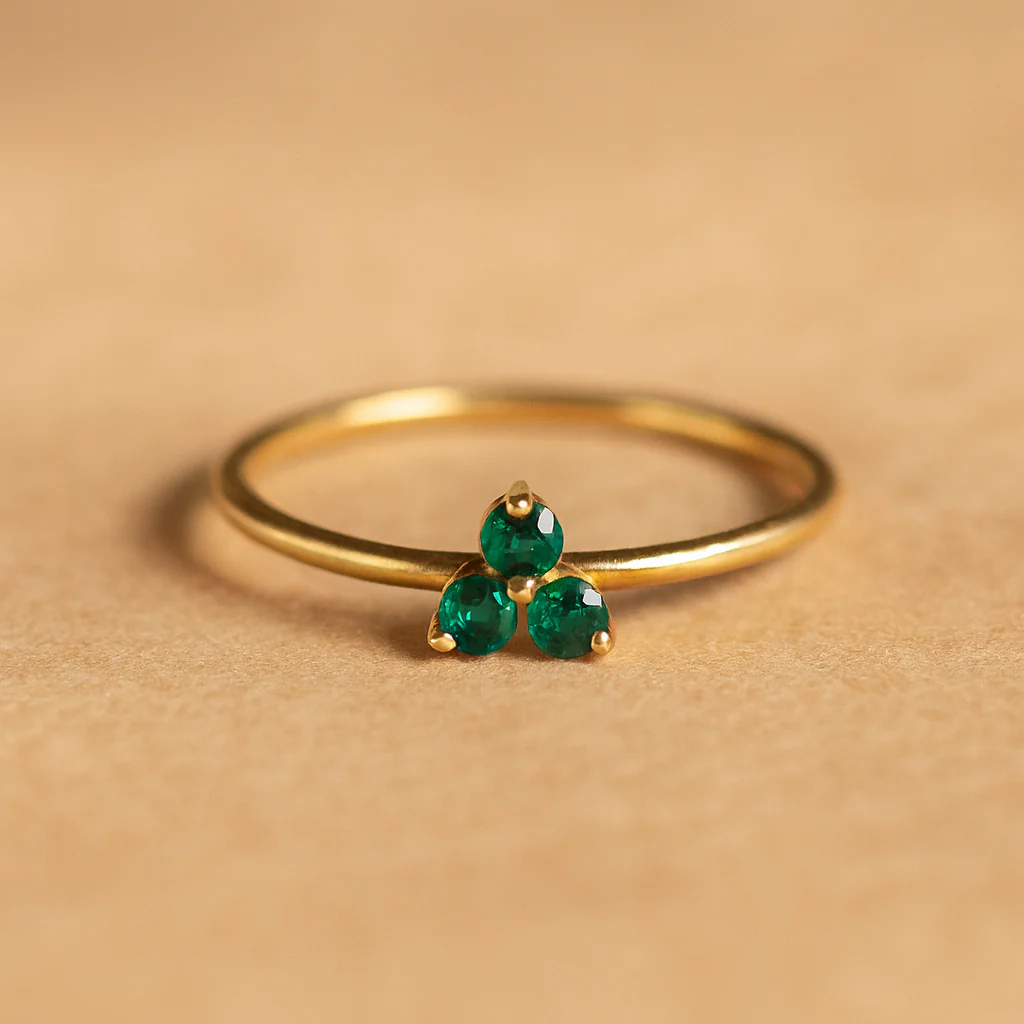Emerald Trio Ring - Image 4