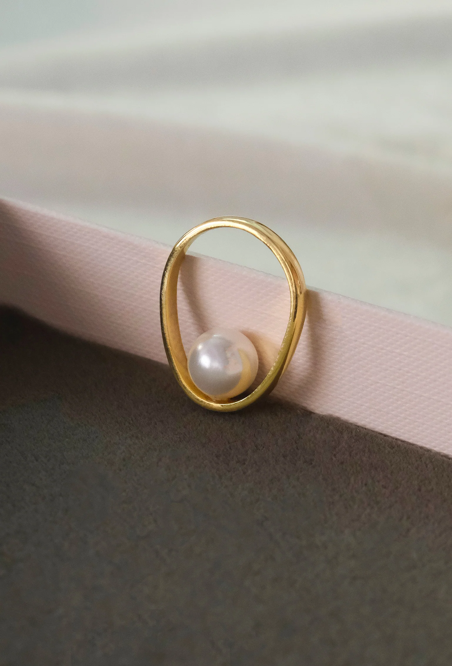 Inside Pearl Ring - Image 5