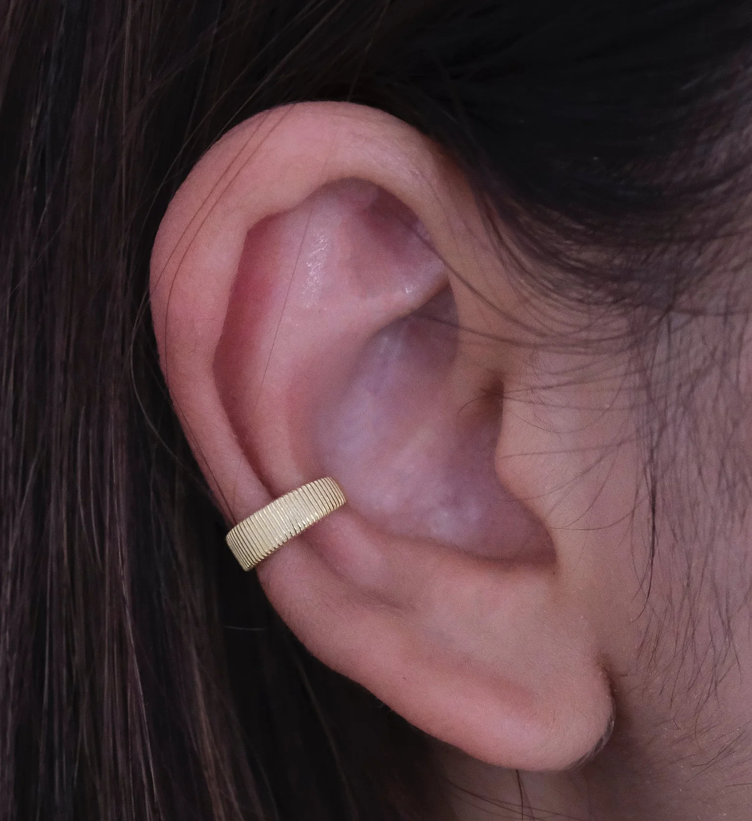 Lined Ear Cuff - Image 2