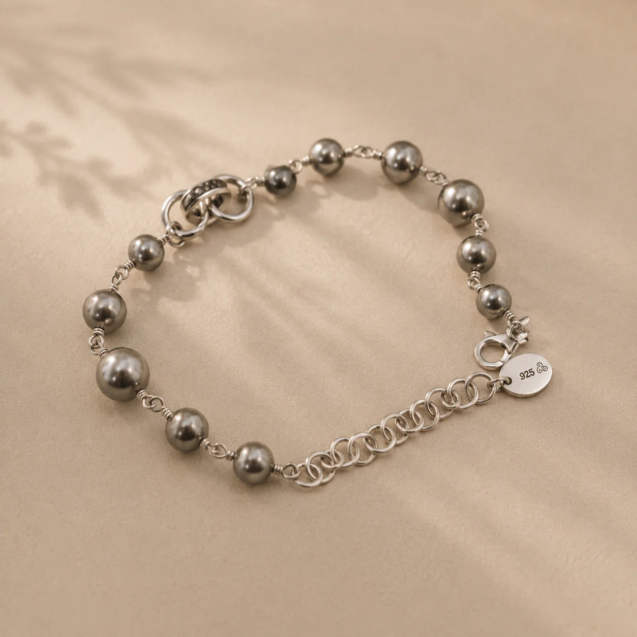 Pearl & Onyx Bracelet