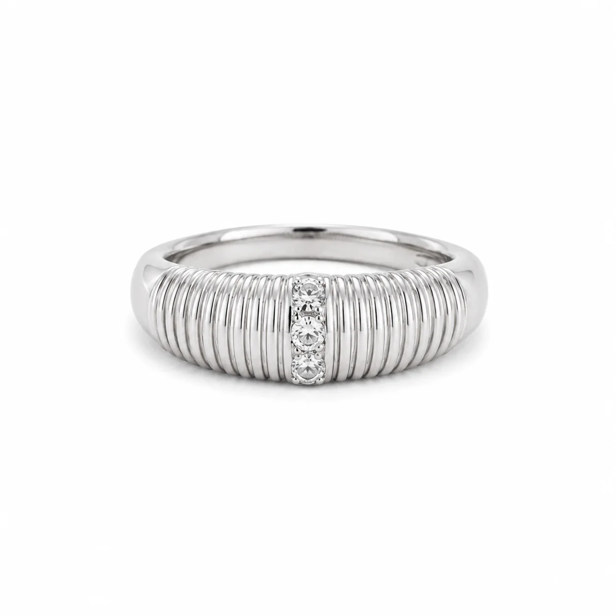 Ribbed Triple Stone Band Ring - Image 3