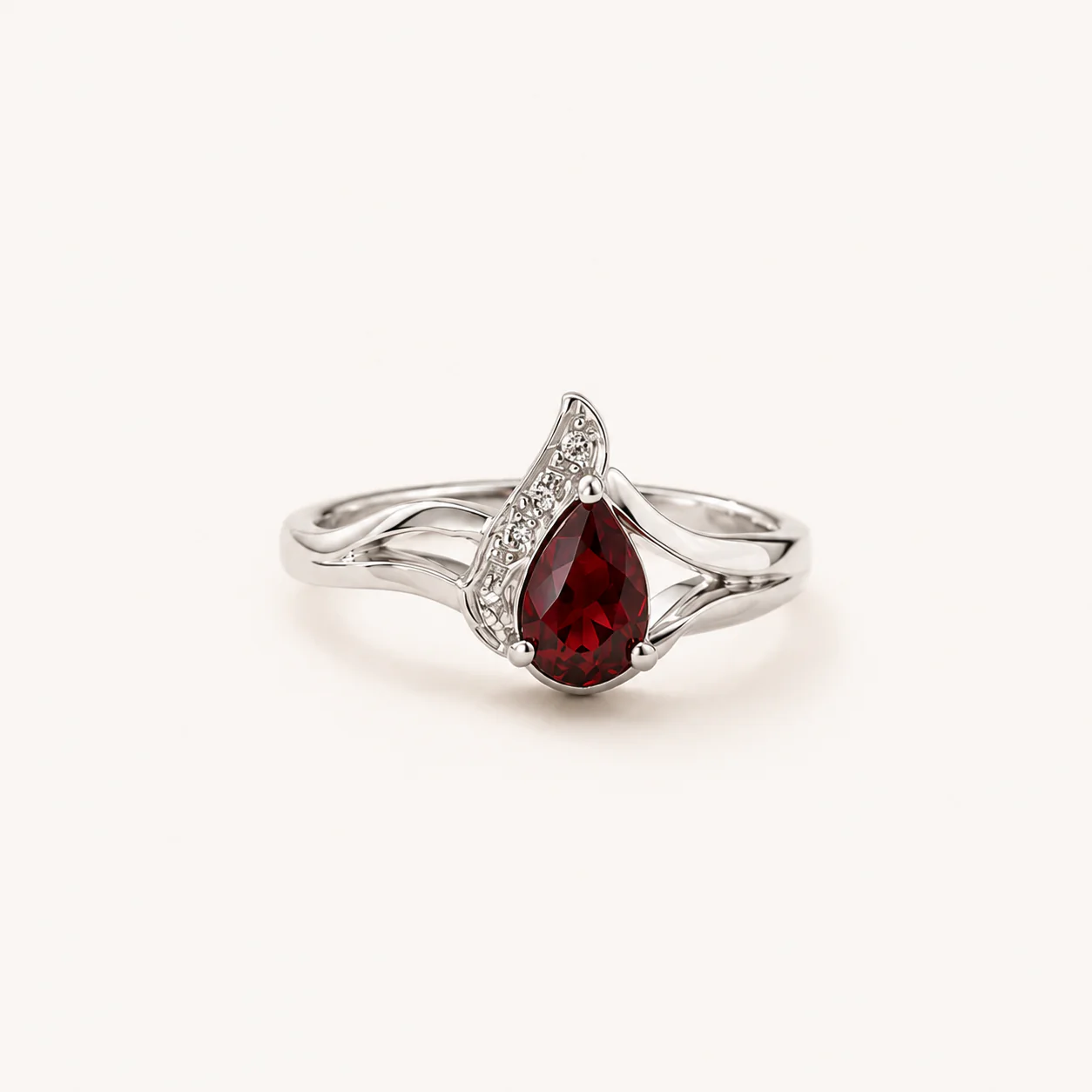 Scarlet Flame Garnet Ring - Image 4