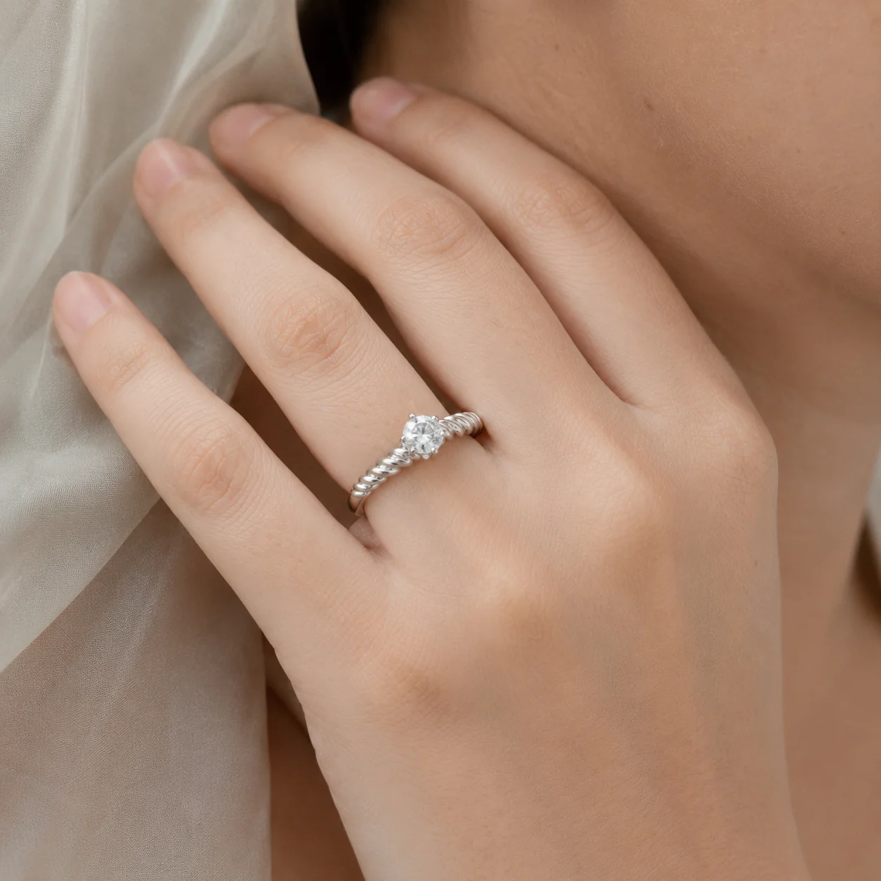Selene Rope Solitaire Ring - Image 2