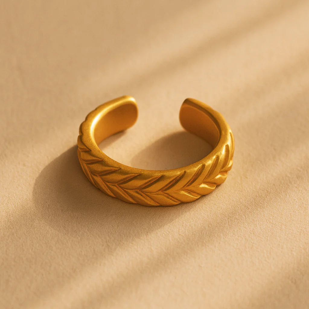 Solid Leaf Ear Cuff
