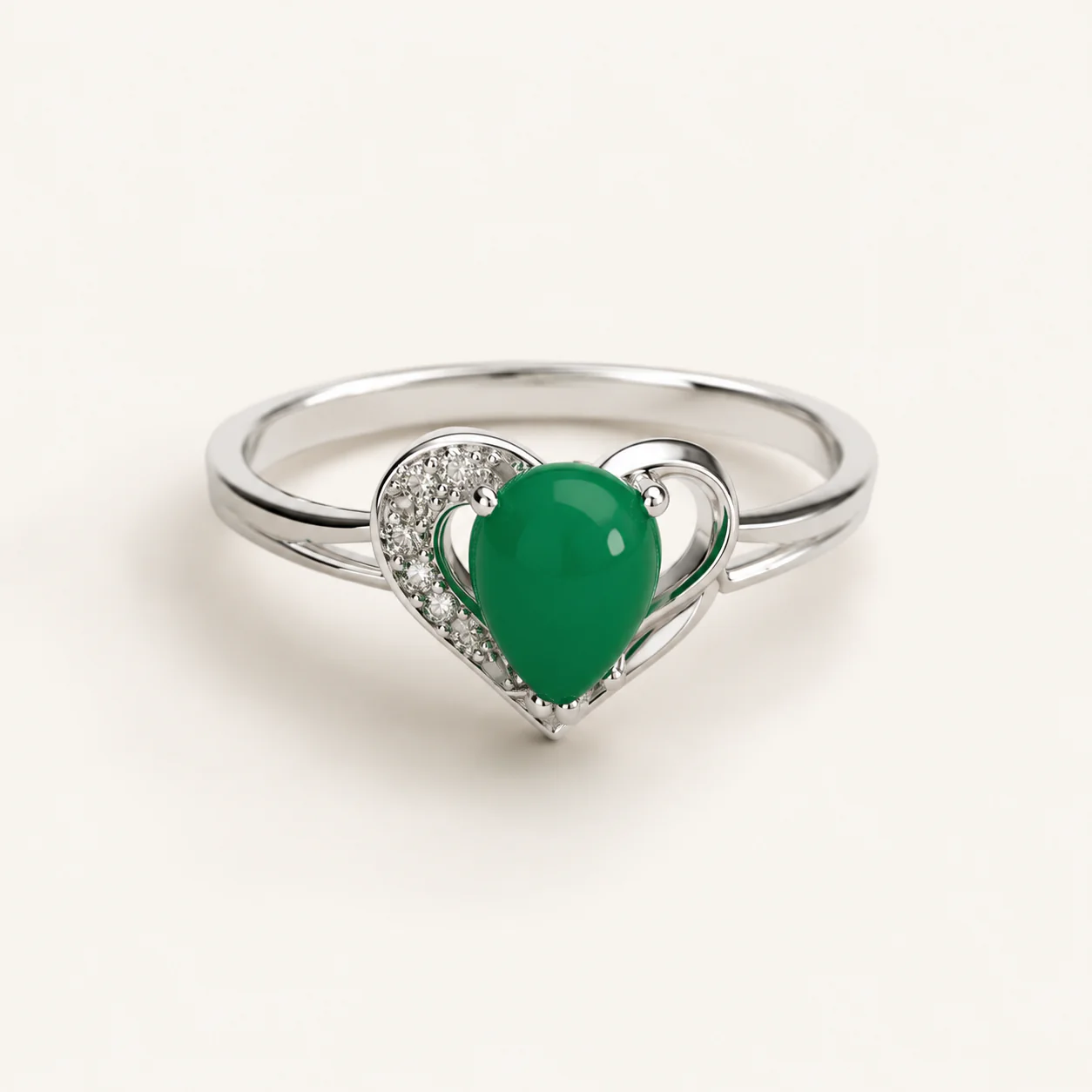 Verdelle Heart Ring - Image 4