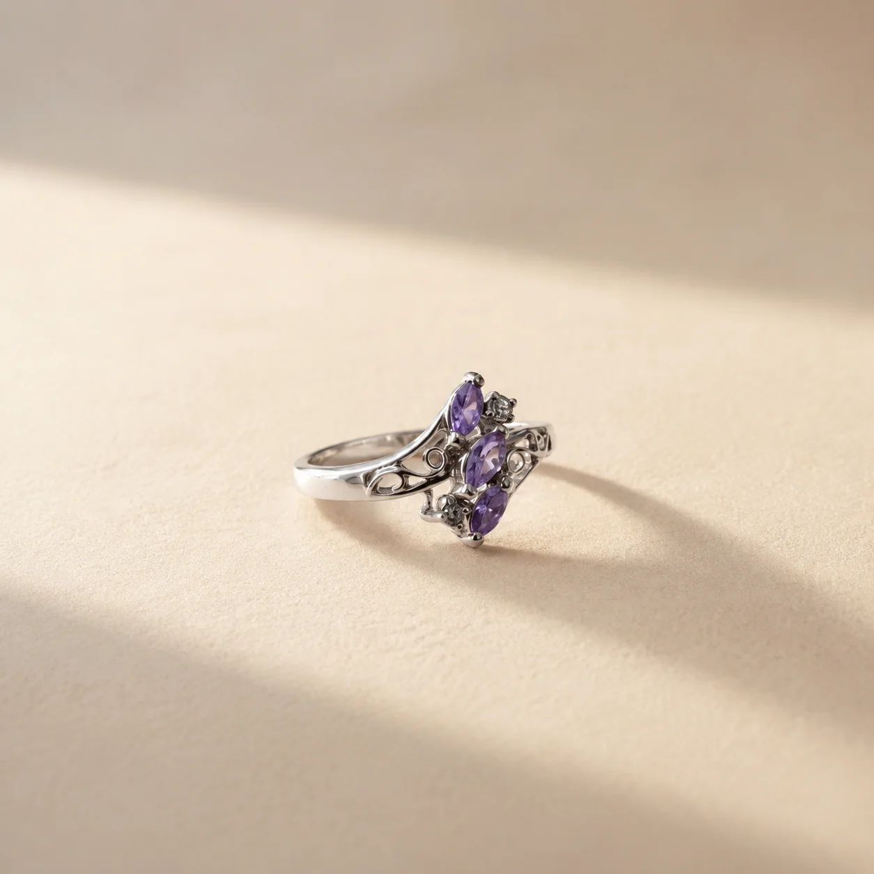 Vintage Amethyst Filigree Ring