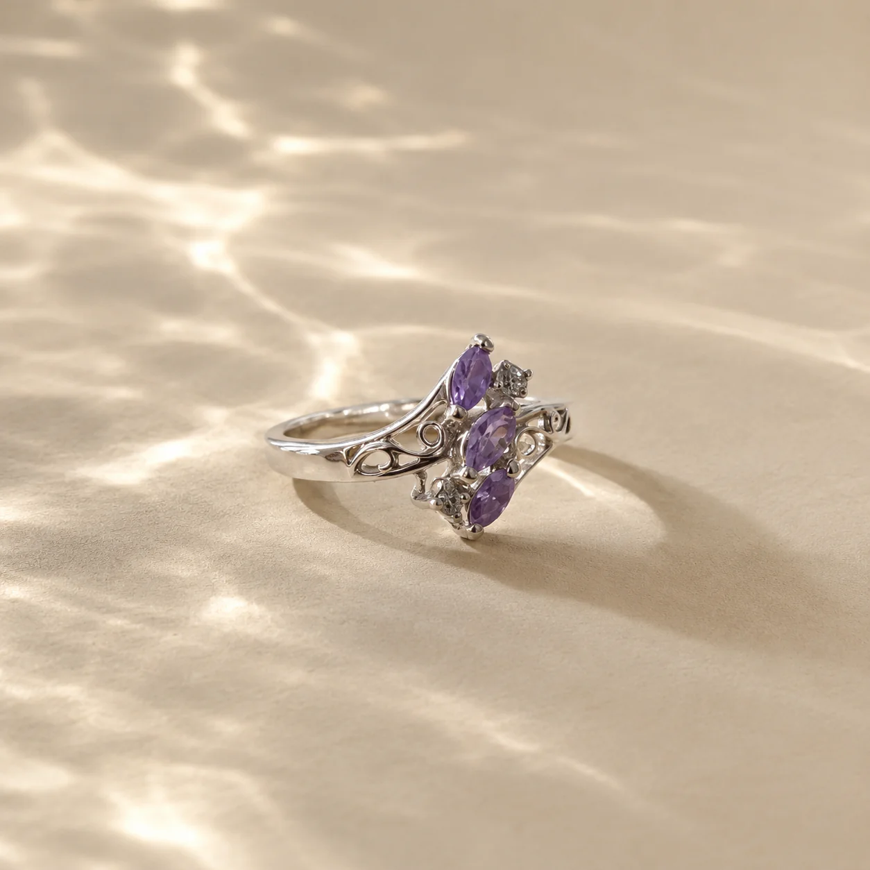 Vintage Amethyst Filigree Ring - Image 4