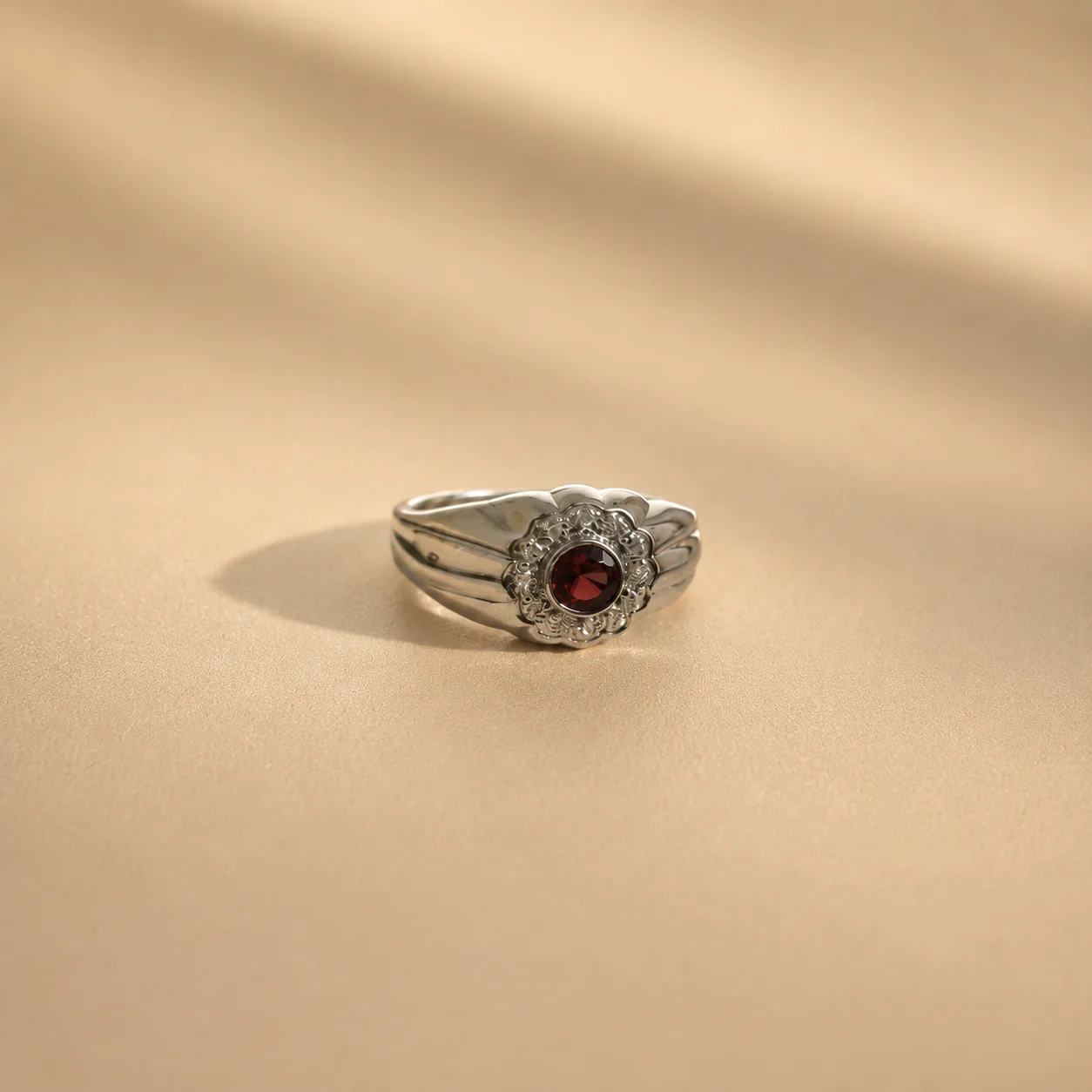 Vintage Garnet Floral Ring - Image 3