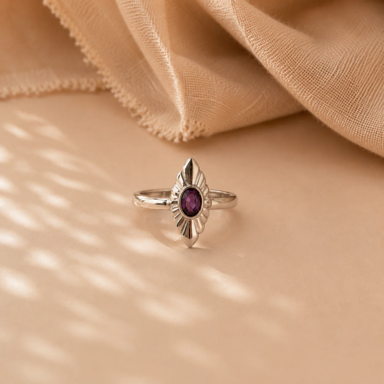 Vintage Sunburst Amethyst Ring - Image 2